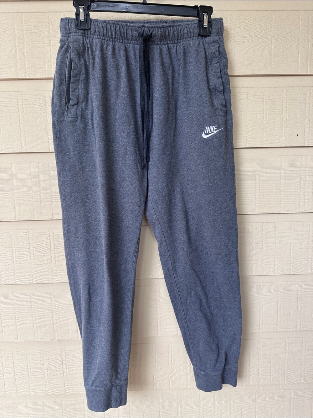 Nike Men’s Heather Gray Joggers with White Logo